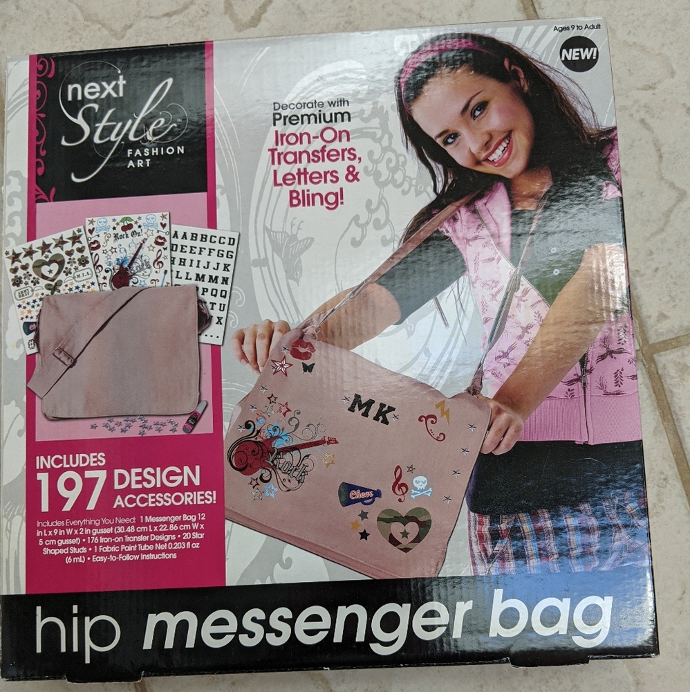 ❤️3/$25 🌼 NIB DIY Messenger Bag Kit